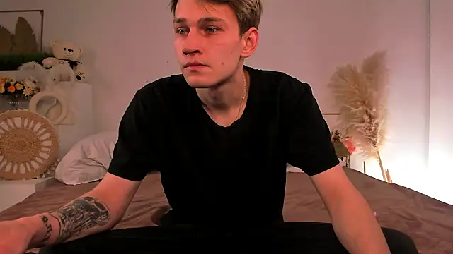 Volan Starts online show from 02-25-26, 12:05