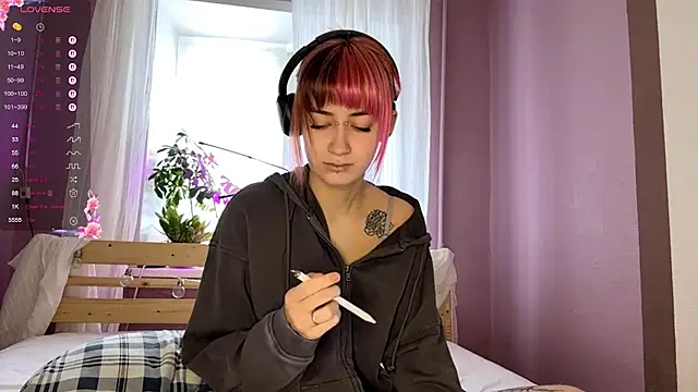 Dina Cams online show from 02-22-26, 11:34