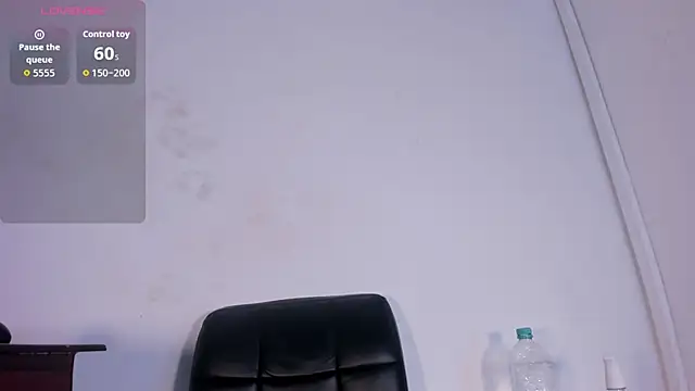 naughtylizeth  online show from 04-18-26, 05:48