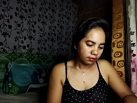 LoveSammantha24xxx online show from 04-26-26, 07:44