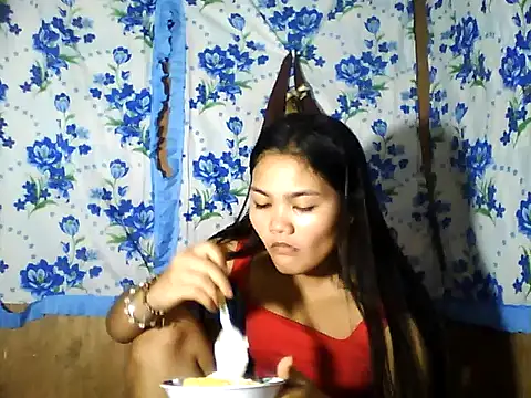 PinaySkinnyJust18 online show from 04-29-26, 03:54