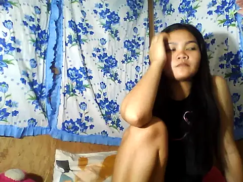 Snapshot of PinaySkinnyJust18 chatting on 06-16-26, 09:59 PinaySkinnyJust18 online show from 06-16-26, 09:59