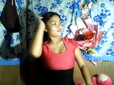 PinaySkinnyJust18 online show from 05-25-26, 09:52
