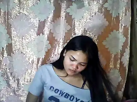 PinaySkinnyJust18 online show from 03-19-26, 09:31