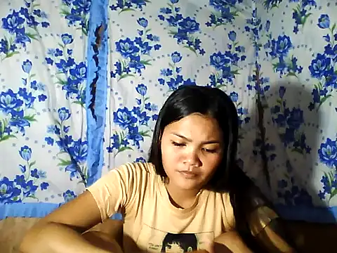 PinaySkinnyJust18 online show from 04-08-26, 11:44