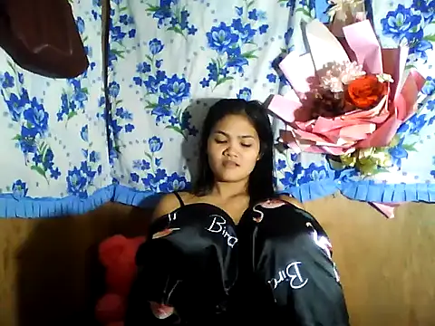 PinaySkinnyJust18 online show from 05-23-26, 07:13