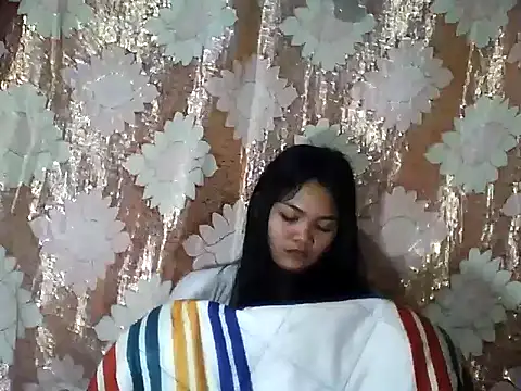 PinaySkinnyJust18 online show from 03-16-26, 09:17