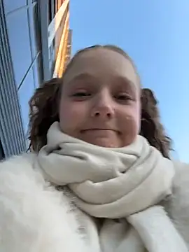 outside rosy online show from 03-20-26, 03:46