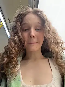 outside rosy online show from 03-29-26, 03:24