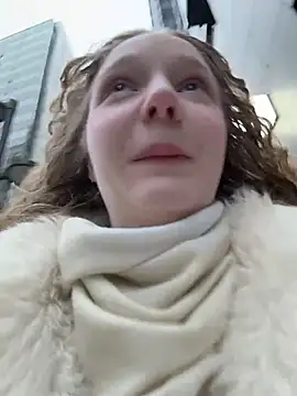 outside rosy online show from 03-19-26, 02:50