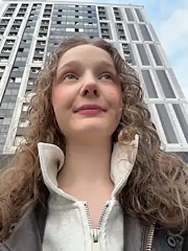 outside rosy online show from 04-12-26, 04:21