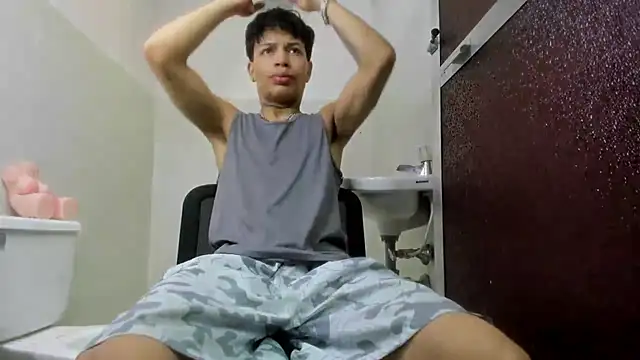 Dogan Renzo0 online show from 03-23-26, 08:41