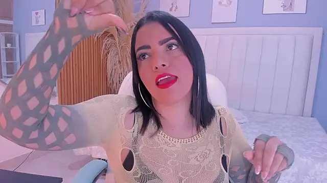 Snapshot of helen_jonesx chatting on 02-13-26, 12:38 helen jonesx online show from 02-13-26, 12:38