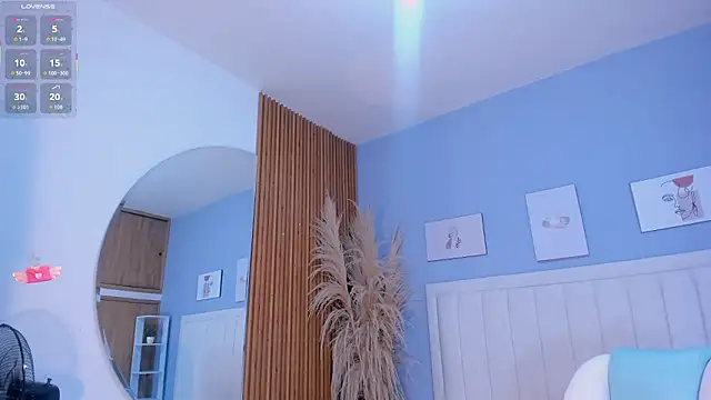 Snapshot of helen_jonesx chatting on 02-26-26, 01:00 helen jonesx online show from 02-26-26, 01:00