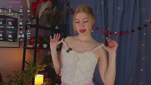 LanaRoxxy online show from 03-08-26, 11:24