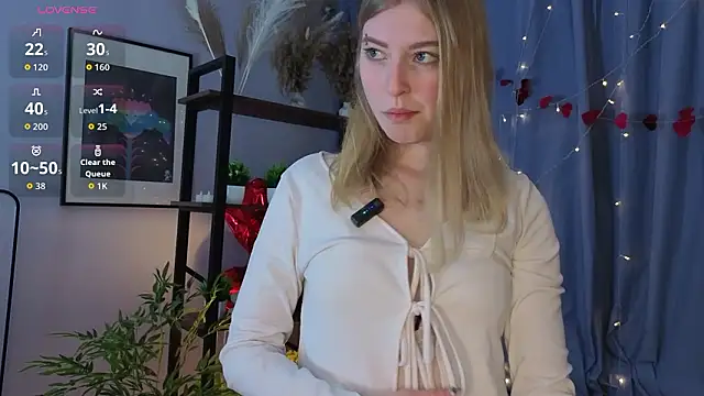 LanaRoxxy online show from 03-11-26, 12:32