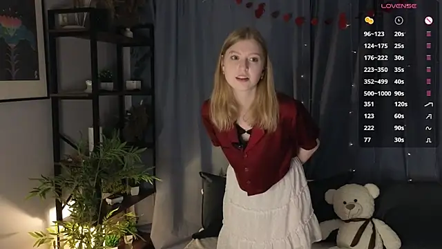 Snapshot of LanaRoxxy chatting on 02-13-26, 11:21 LanaRoxxy online show from 02-13-26, 11:21