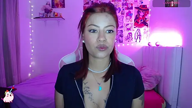 Snapshot of Danna_Soffia chatting on 08-04-26, 12:53 Danna Soffia online show from 08-04-26, 12:53