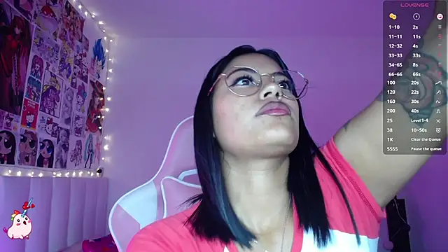 Danna Soffia online show from 05-06-26, 01:20