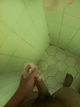 jeans20006 online show from 04-19-26, 06:21