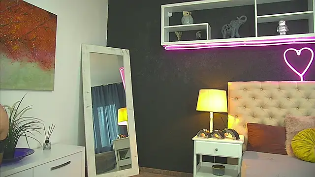 TaniaKaverina online show from 05-24-26, 06:02