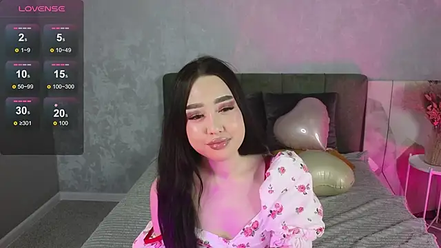 NaomiKim  online show from 02-14-26, 01:17