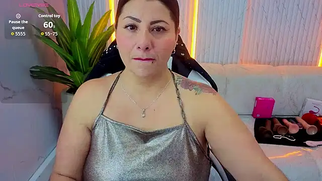 angele roux tp online show from 04-08-26, 01:12