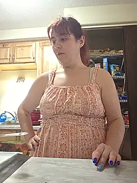Snapshot of Ashlovescannabis chatting on 06-15-26, 02:06 Ashlovescannabis online show from 06-15-26, 02:06