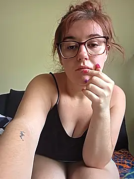 Snapshot of Ashlovescannabis chatting on 06-30-26, 02:06 Ashlovescannabis online show from 06-30-26, 02:06