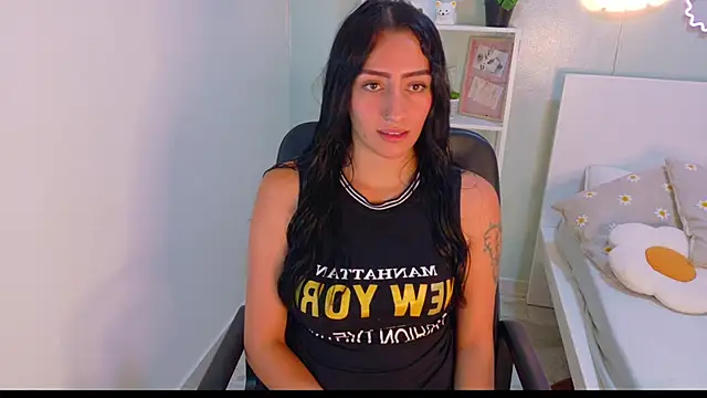 Snapshot of AmmyRouse__ chatting on 02-04-26, 11:16 AmmyRouse online show from 02-04-26, 11:16