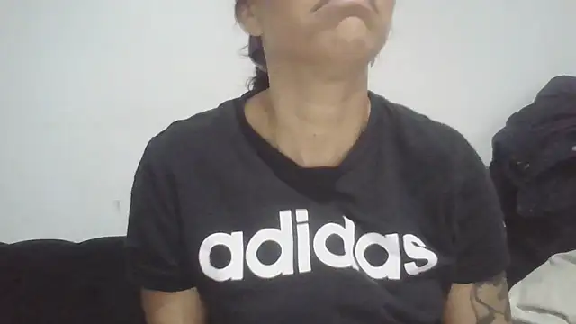 Dolcezzastella online show from 02-19-26, 07:38