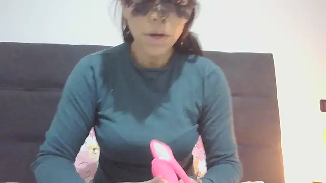 Dolcezzastella online show from 02-12-26, 07:52