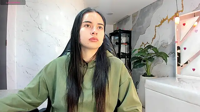 Qetsyah tf online show from 02-21-26, 12:51