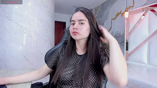 Qetsyah tf online show from 04-18-26, 01:46