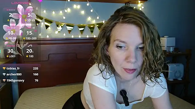 Daisy Lovely online show from 04-06-26, 04:19