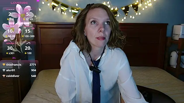 Snapshot of Daisy_Lovely chatting on 05-28-26, 04:20 Daisy Lovely online show from 05-28-26, 04:20