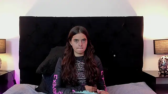 queen missy online show from 04-15-26, 09:04