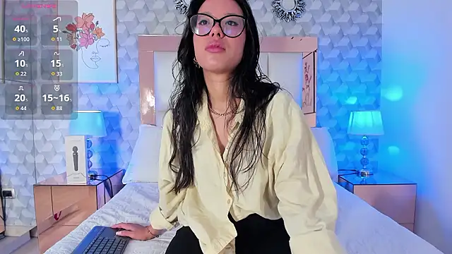 Snapshot of Rose_Allure chatting on 02-23-26, 11:33 Rose Allure online show from 02-23-26, 11:33