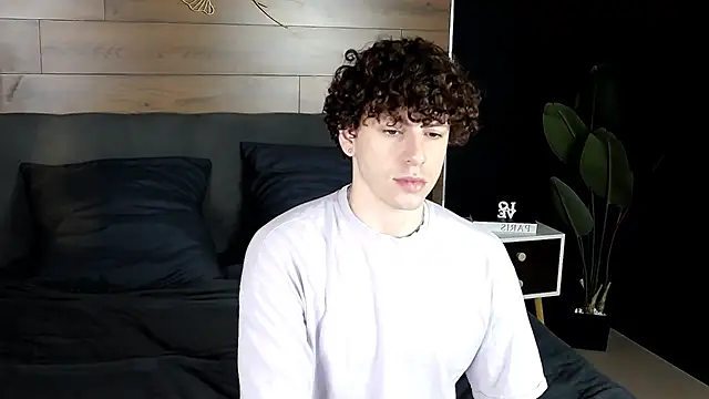 TylerGibson online show from 02-04-26, 03:34