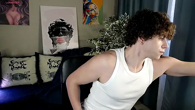 TylerGibson online show from 04-22-26, 03:35