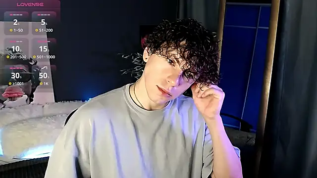TylerGibson online show from 06-17-26, 03:28
