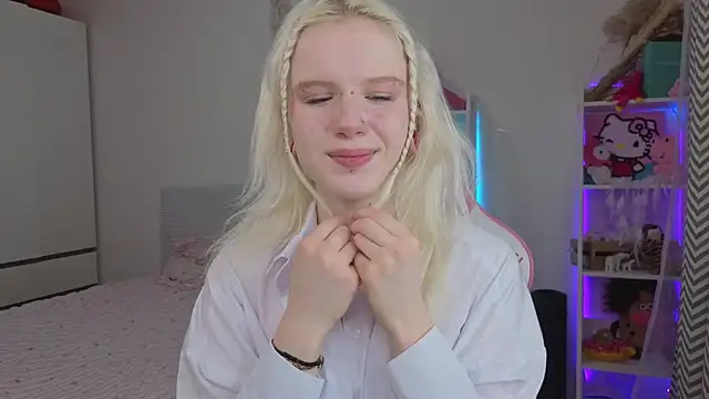 Mia WaterFall online show from 04-03-26, 03:35