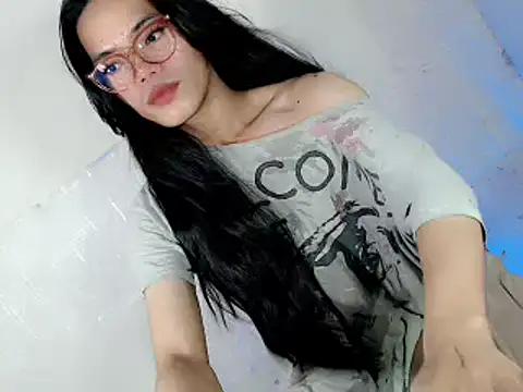 Urhotfucking veronica1 online show from 03-07-26, 06:46