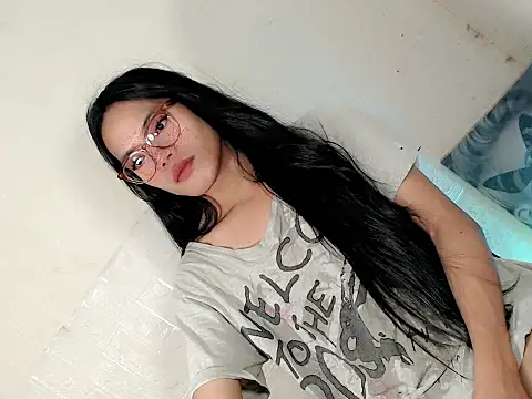 Urhotfucking veronica1 online show from 03-14-26, 12:44