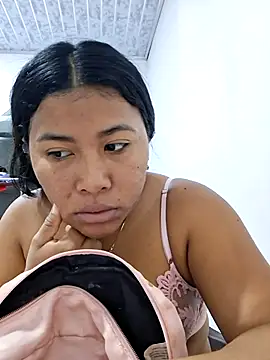 Sweet-Dirty-Storm online show from 05-15-26, 02:15