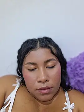 Sweet-Dirty-Storm online show from 05-05-26, 04:26