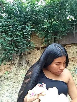 Snapshot of Sweet-Dirty-Storm chatting on 02-19-26, 02:58 Sweet-Dirty-Storm online show from 02-19-26, 02:58