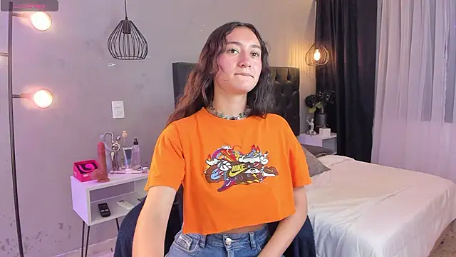 Snapshot of isabella_nowa chatting on 02-22-26, 12:07 isabella nowa online show from 02-22-26, 12:07