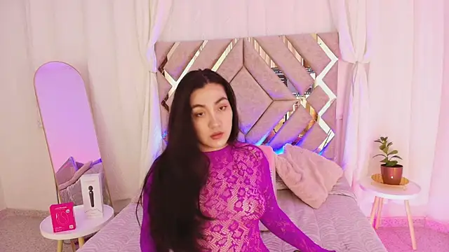 KathiaJenner online show from 05-15-26, 11:08