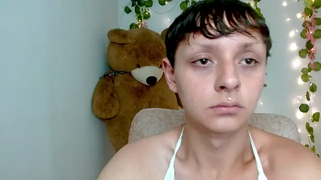 Snapshot of princess1609 chatting on 02-16-26, 01:10 princess1609 online show from 02-16-26, 01:10